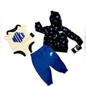 NWT Nike 6 month Jogger Set